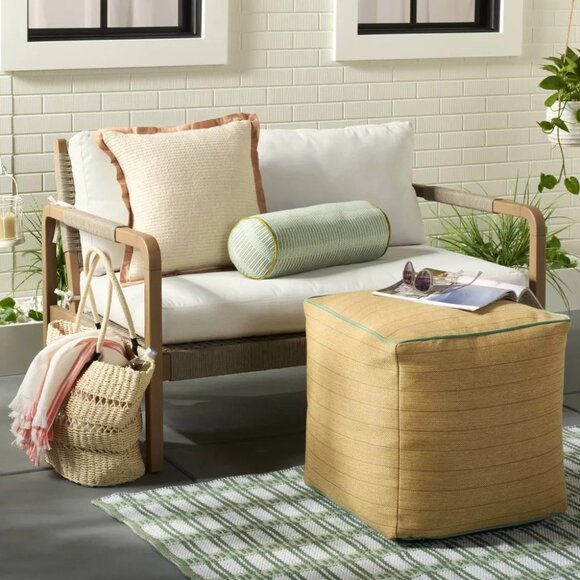 Hearth & Hand Indoor or Outdoor Natural & Blush Trim Textured 18" Accent Pillow - Picture 4 of 7